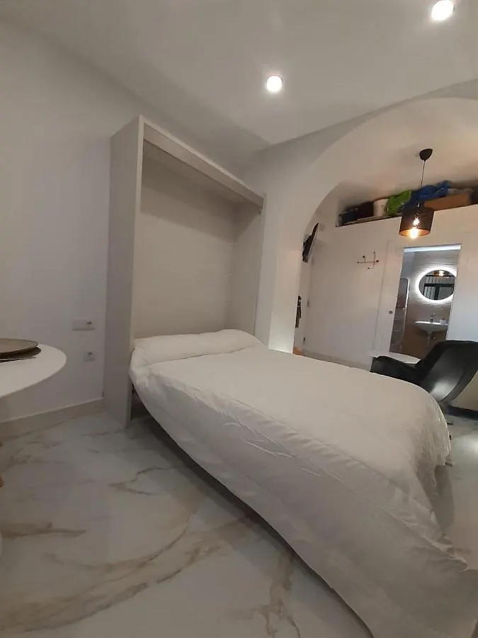Top Estudio Rosario Cadiz Playa 0*,  Spain
